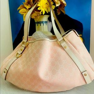 Authentic Gucci Tote GG Canvas